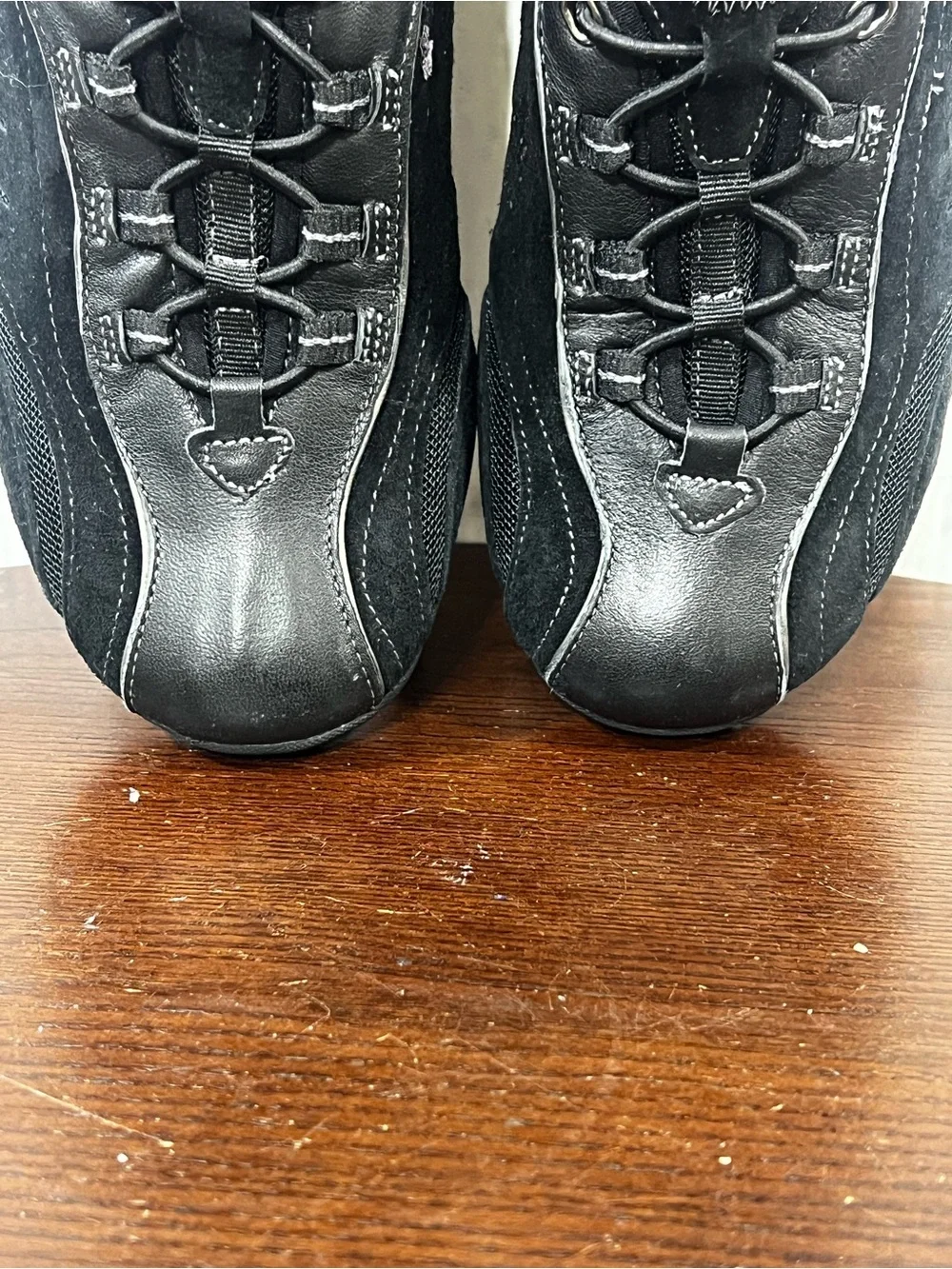 Privo by Clarks Black Slip-On Athletic Sneakers Suede & calf leather women’s 6